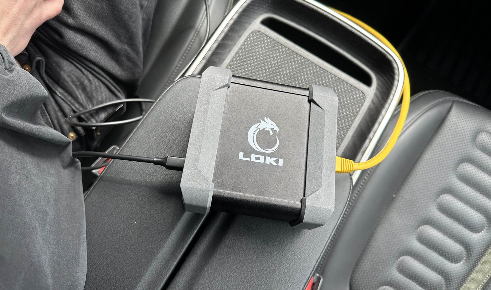 Connecting the LOKI PRO scanner to a Rivian vehicle